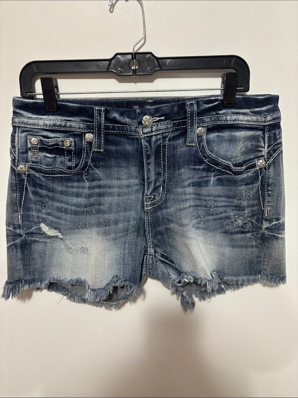 Miss Me Mid Rise Denim Shorts Style E3444H70 Size 31 - Picture 2 of 5